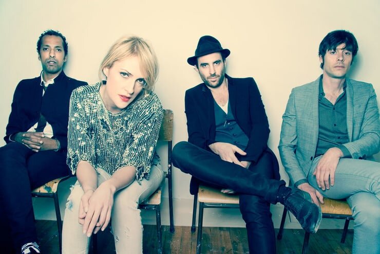 Metric - Celebrate