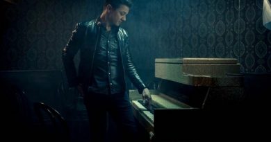 Jeremy Renner - Every Woman