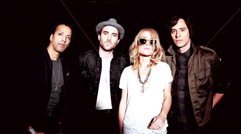 Metric - No Lights on the Horizon