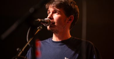 Rex Orange County - Curfew...