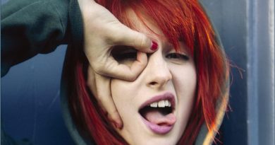 Hayley Williams - Creepin'