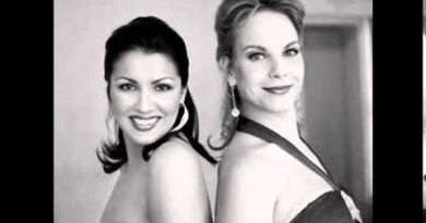 Anna Netrebko & Elina Garanča - Barcarolle