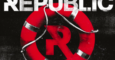 Royal Republic - Strangers Friends Lovers Strangers