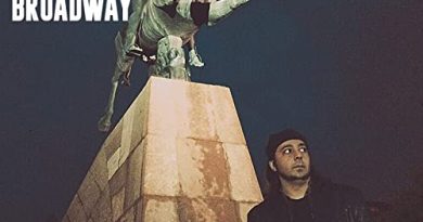 Daron Malakian and Scars On Broadway - Lives