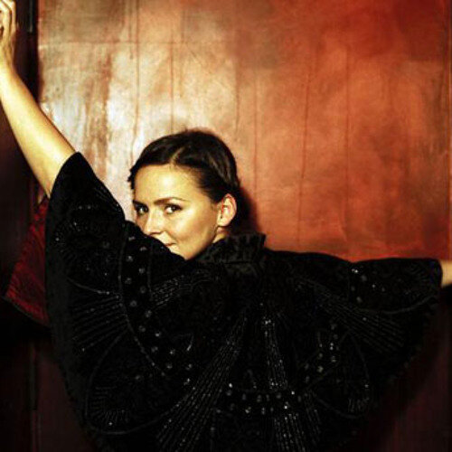 Emilíana Torrini – Gun