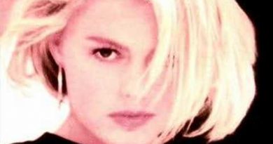 Eighth Wonder – Use Me