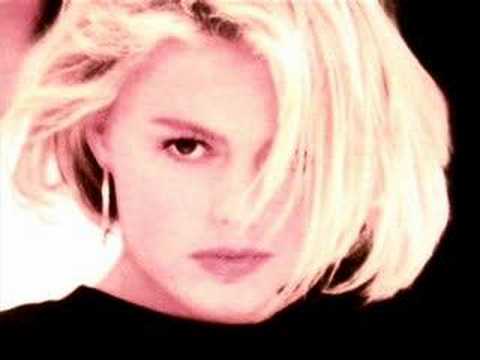 Eighth Wonder – Use Me