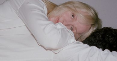 Laura Marling - Only The Strong