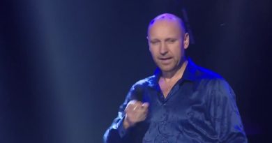 Виталий Аксёнов — Дороги