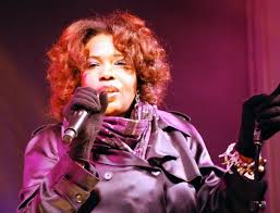 Macy Gray - Smoke 2 Joints