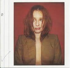 Tori Amos - Daisy Dead Petals