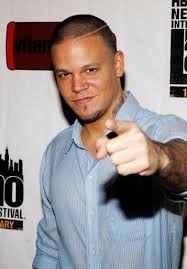 Calle 13 - La Hormiga Brava