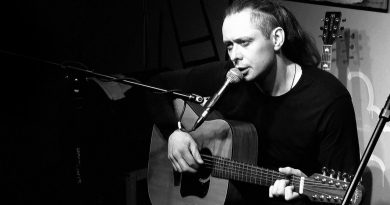Михаил Елизаров