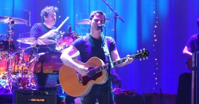 Stereophonics - Bust this town