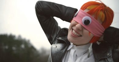 Paramore - Ain't It Fun