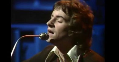 Chris De Burgh - Satin Green Shutters