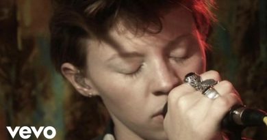 La Roux - Armour Love