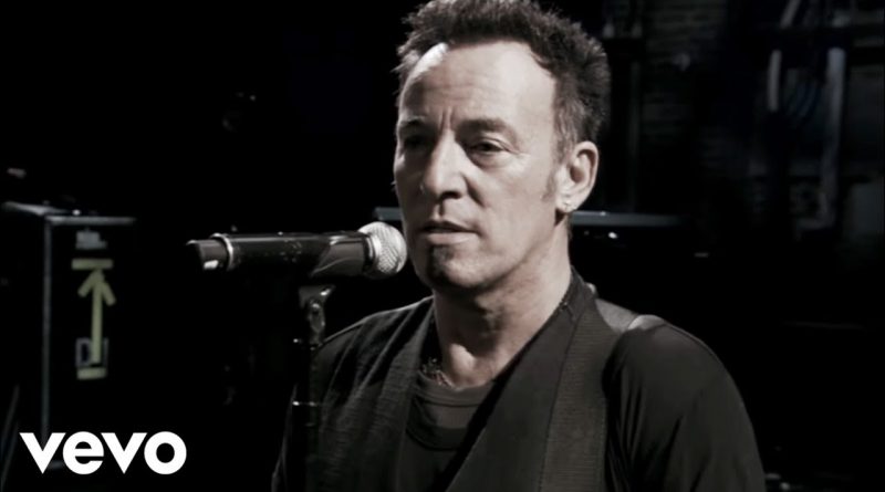 Bruce Springsteen - Racing In The Street
