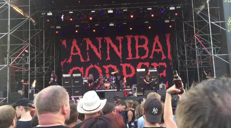 Cannibal Corpse - Pounded Into Dust