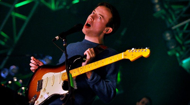 Bombay Bicycle Club - Shuffle