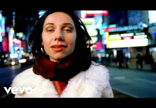 PJ Harvey – The Wind