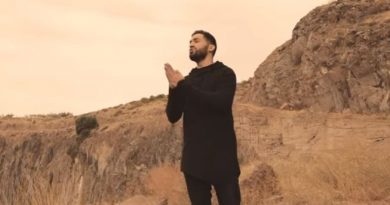 Sevak Amroyan - Zguysh khosir Hayastanum / Զգույշ խոսիր Հայաստանում