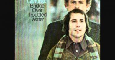 Simon & Garfunkel - The Only Living Boy in New York
