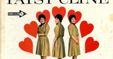 Patsy Cline – I Love You Honey