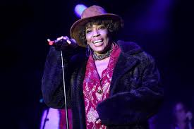 Macy Gray - Love Lockdown / Buck