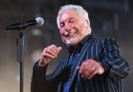 Tom Jones - Pledging My Love