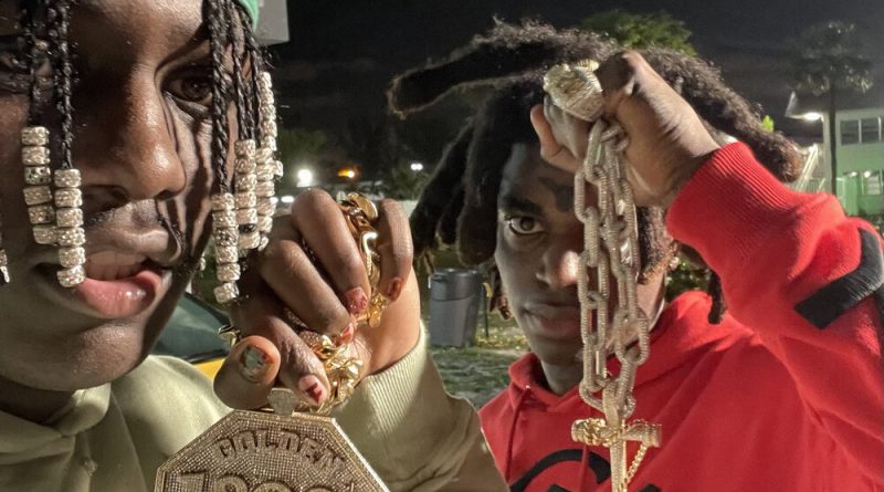 Lil Yachty, Kodak Black - Hit Bout It