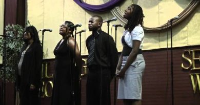 Kirk Franklin - Everyone Hurts