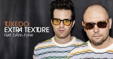Tuxedo - Extra Texture (Feat. DāM-FunK)