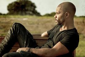 Kirk Franklin and The Family - He Loves Me