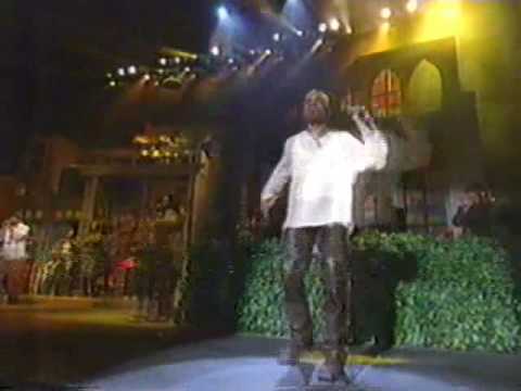 Kirk Franklin - He Reigns / Awesome God