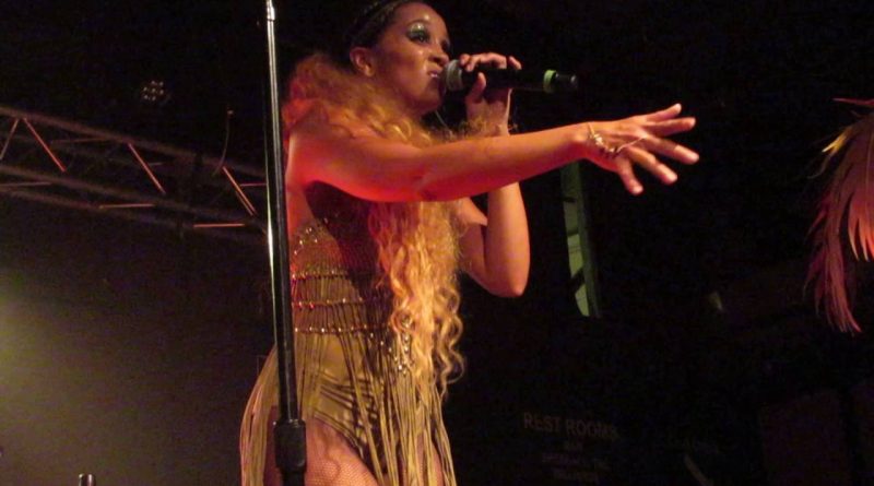 Lion Babe - On The Rocks
