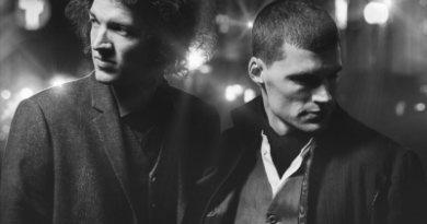 for KING & COUNTRY - Pushing On A Pull Door