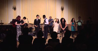 Kirk Franklin and The Family - Riverside