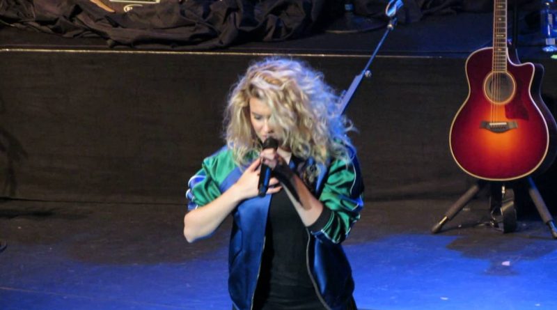Tori Kelly - Something Beautiful