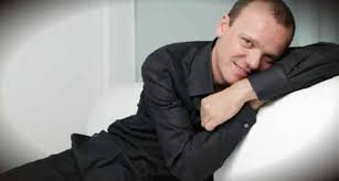 Gigi D'Alessio - Sapessi dove sei