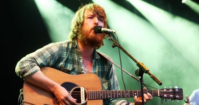 Fleet Foxes - Oliver James
