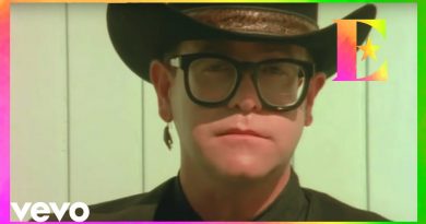 Elton John - A Word In Spanish