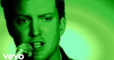Queens Of The Stone Age - In My Head