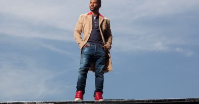 Kirk Franklin and The Family - Interlude: The Car (Stomp)