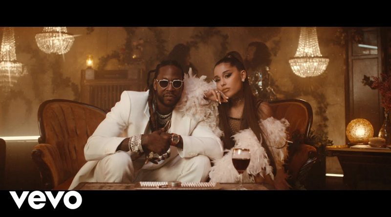 2 Chainz, Ariana Grande - Rule The World