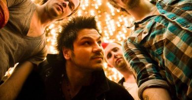 Adelitas Way - Filthy Heart