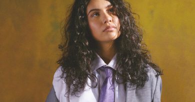 Alessia Cara - A Little More