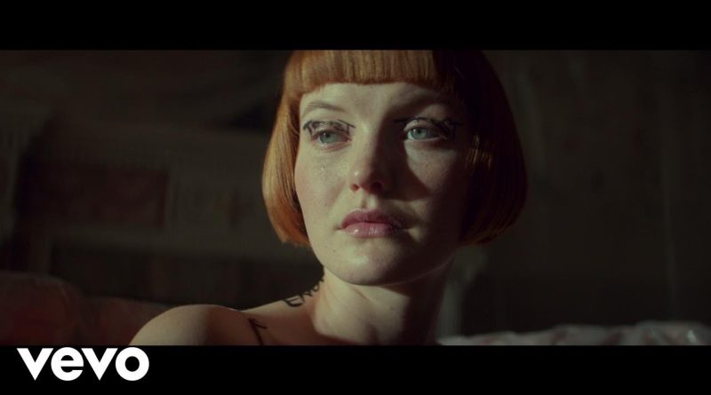 Kacy Hill - Cruel