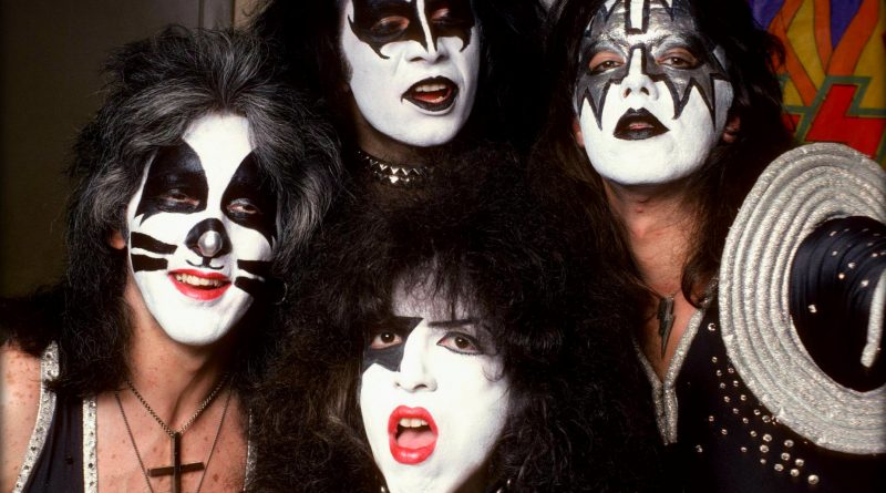 Kiss - Tough Love