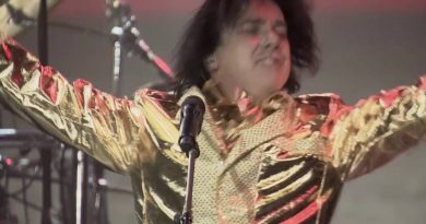 Marillion - Paper Lies